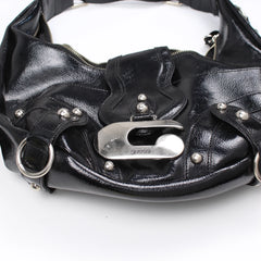 Guess Handtasche Y2K Schwarz Silber Damen Lackleder – Nahaufnahme-1