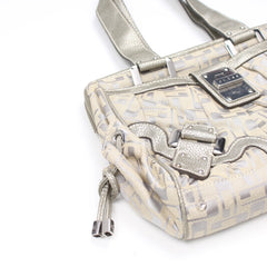 Guess Handtasche Y2K Silber Gold Damen Baumwolle PVC – Nahaufnahme-2