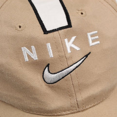 Nike Vintage Cap in Beige Größe One Size