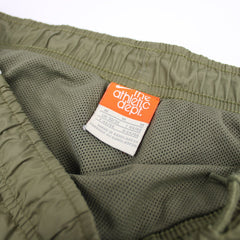 Nike Vintage Trackpants Shorts - Farbe: Olive - Größe: L - VintageR2