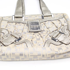 Guess Handtasche Y2K Silber Gold Damen Baumwolle PVC – Nahaufnahme-1