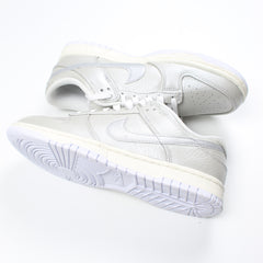 Nike Dunk Low SE Metallic Silver