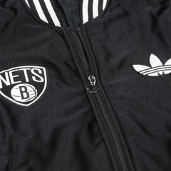 Adidas Brooklyn Nets Firebird Bomberjacke