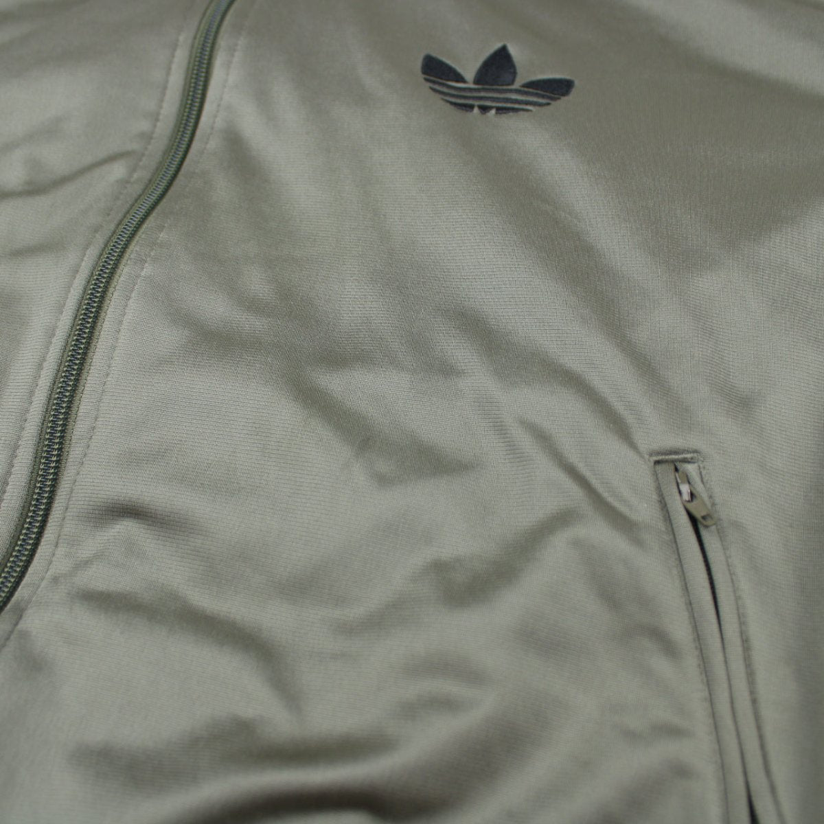 Adidas Vintage Glanz Firebird Tracksuit - Farbe: Olive - Größe: L - VintageR2