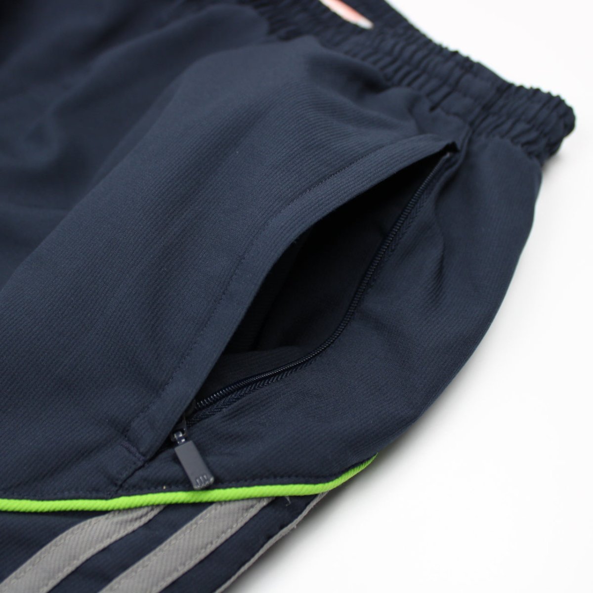 Adidas Vintage Tracksuit gestreift - Farbe: Navy - Größe: M - VintageR2