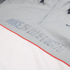 Nike Athletic Vintage Windbreaker - Farbe: Grey - Größe: XL - VintageR2