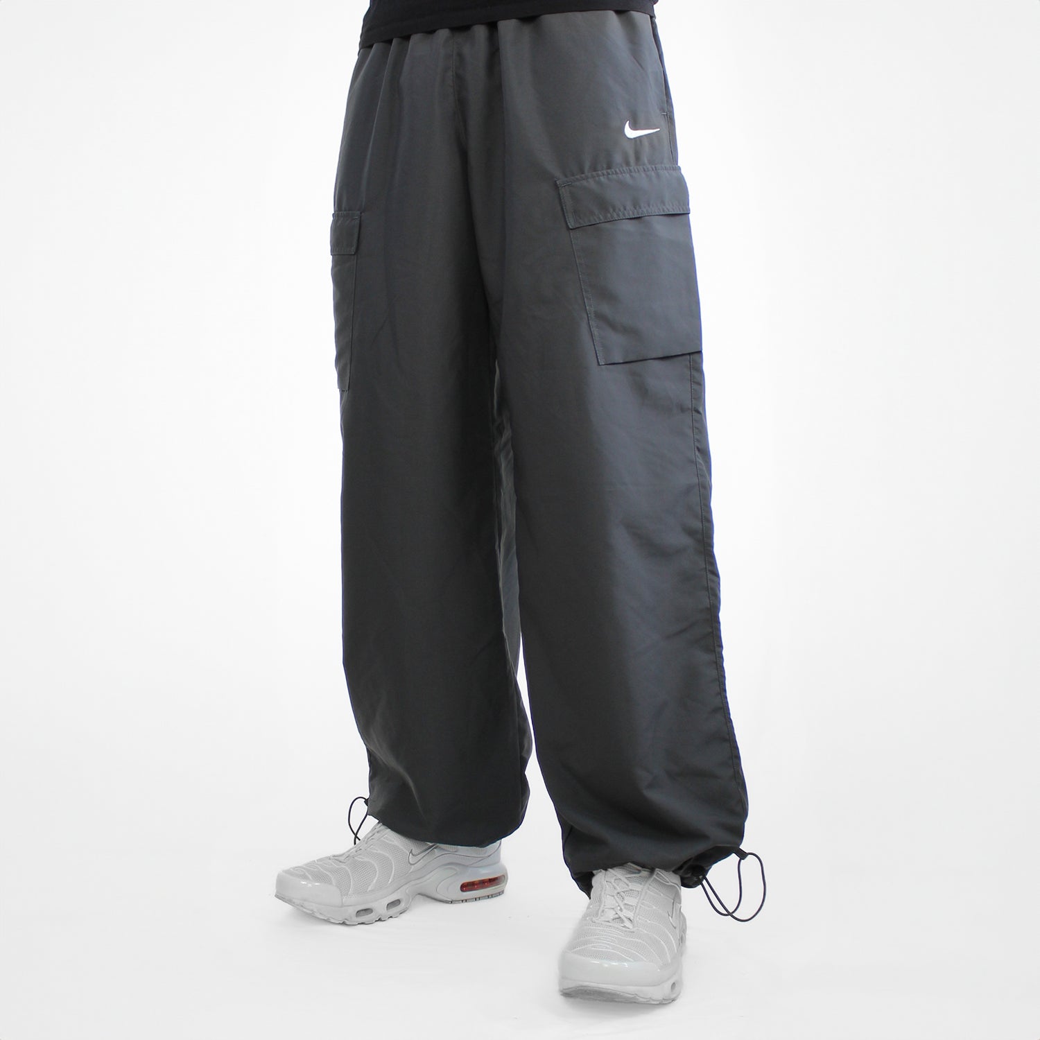 Nike Baggy Cargo Trackpants