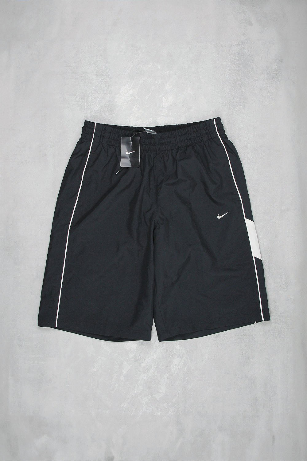 Nike Vintage Solo Swoosh Shorts - Farbe: Black - Größe: XL - VintageR2